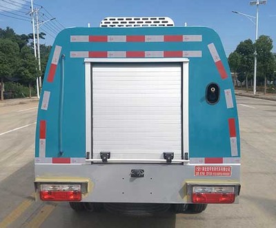 專業(yè)高效，路況守護(hù)者——程力虹宇牌HYS5030TYHE6型路面養(yǎng)護(hù)車解析